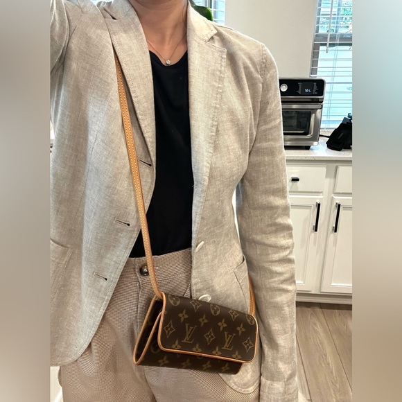 ❤️SOLD❤️ Auth LOUIS VUITTON Vintage Pochette Twin PM Monogram Bag - Picture 14 of 17